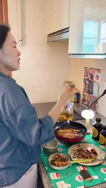 조민주ㅣ맛간장으로 만드는 현실 집밥 대표 릴스 3